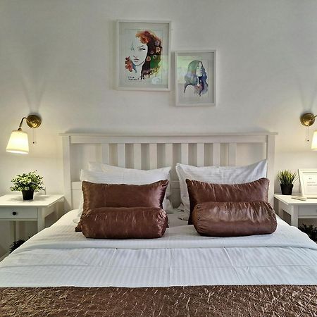 Genius Studio Beograd Bagian luar foto
